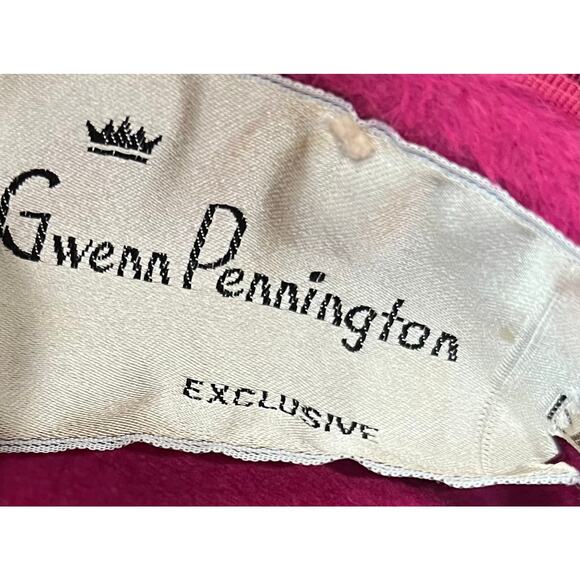 Vintage Gwen Pennington Hat Pink Faux Fur Fluffy Pillbox w/ Triangular Details - Picture 10 of 12